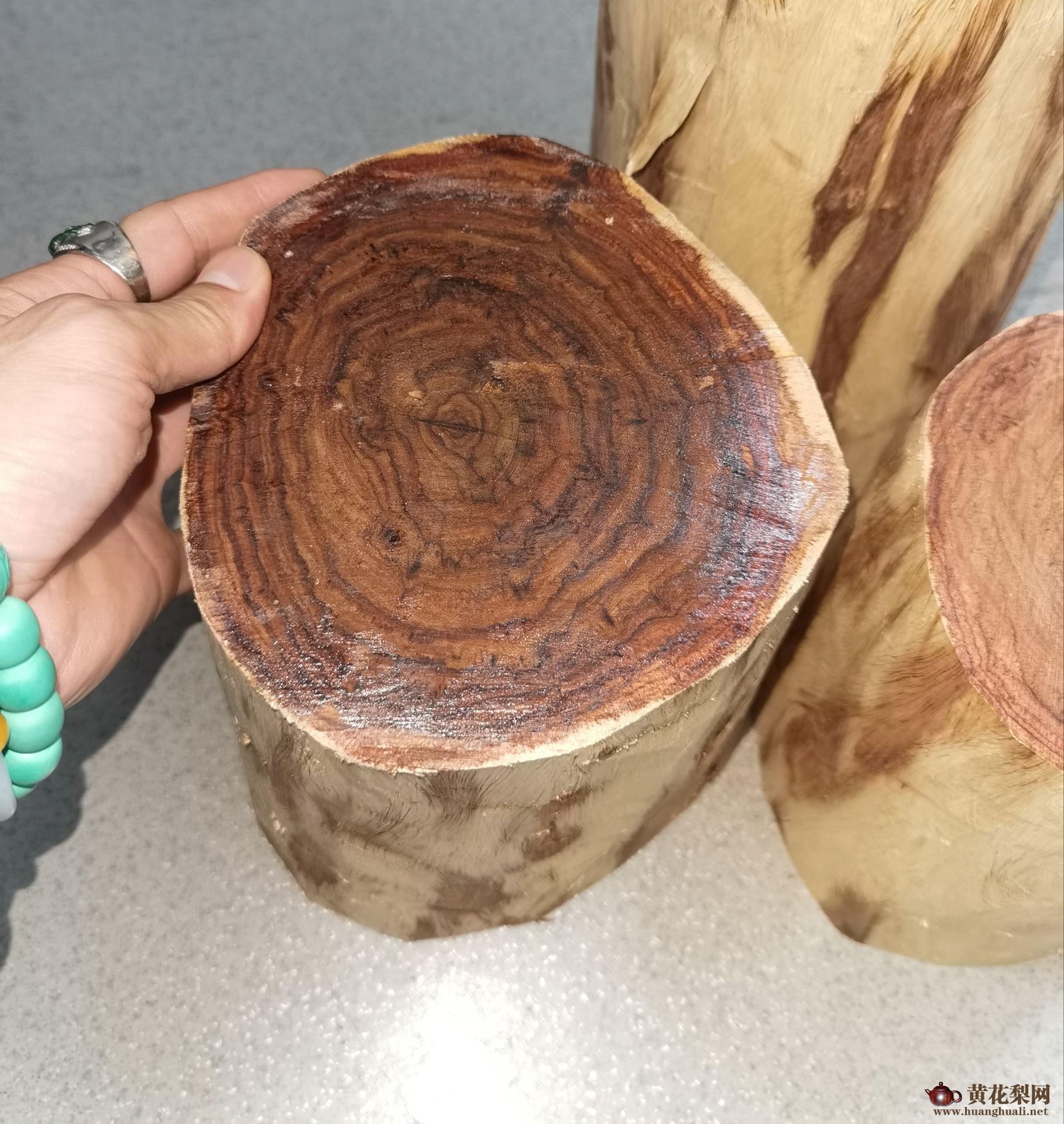 海南黄花梨市场上的海南黄花梨新料