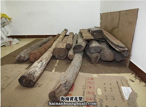 7000元一公斤的中子料圆木，直径约18厘米，长180厘米左右.