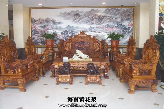 黄花梨大宝鼎沙发