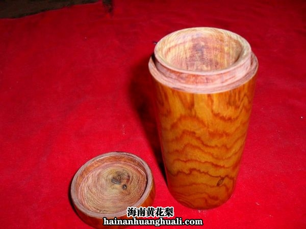 海南黄花梨工艺品：水杯（老料制作）